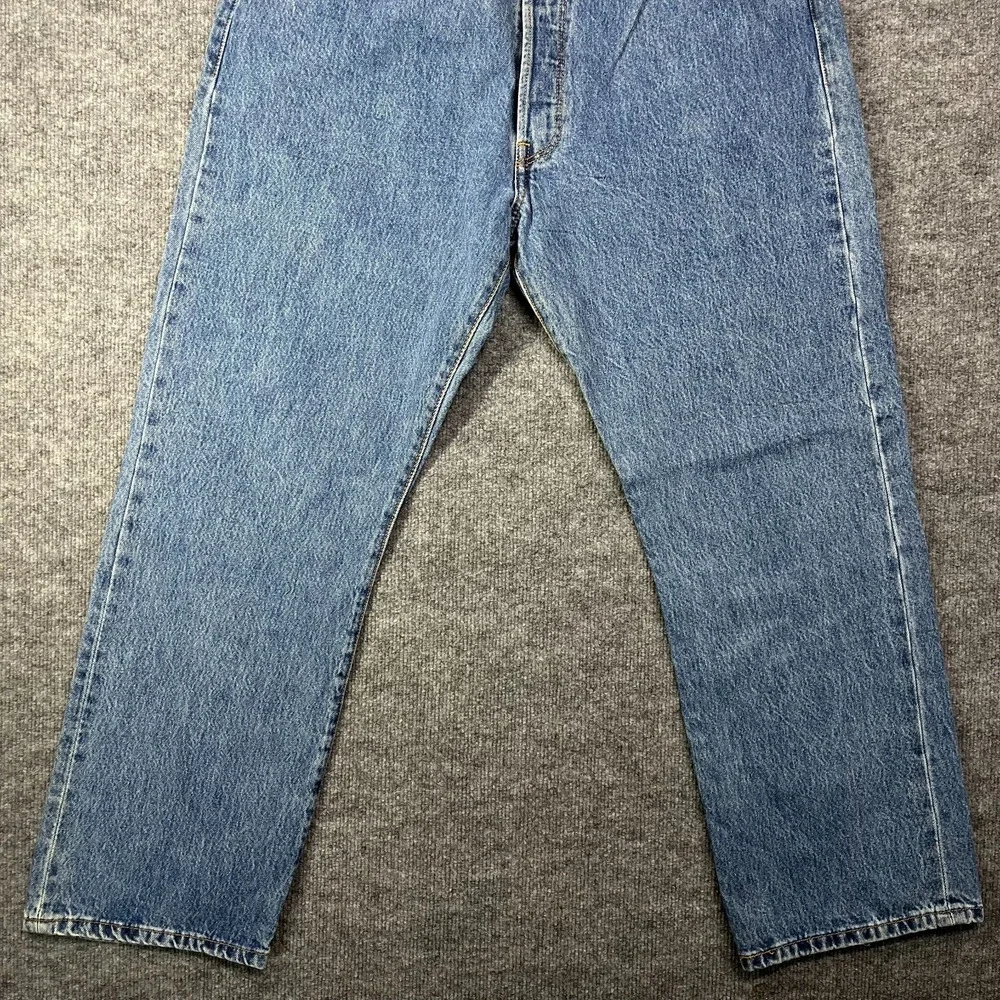 Vintage 2006 Levi's 501‎ Jeans Blue Denim Classic Straight Button Fly Y2K 38X31